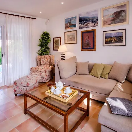 Larauri Nova By Interhome